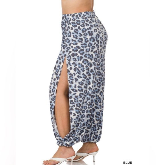 New! 🎉2for$20 Plus Size Blue Leopard Print Split Sides Pants Size 1X 2X 3X - Picture 1 of 5